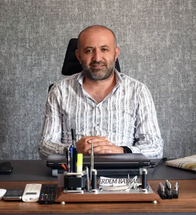 5-erdem-baykan-zeUA_cover
